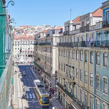 Mspc Chiado Premium شقة